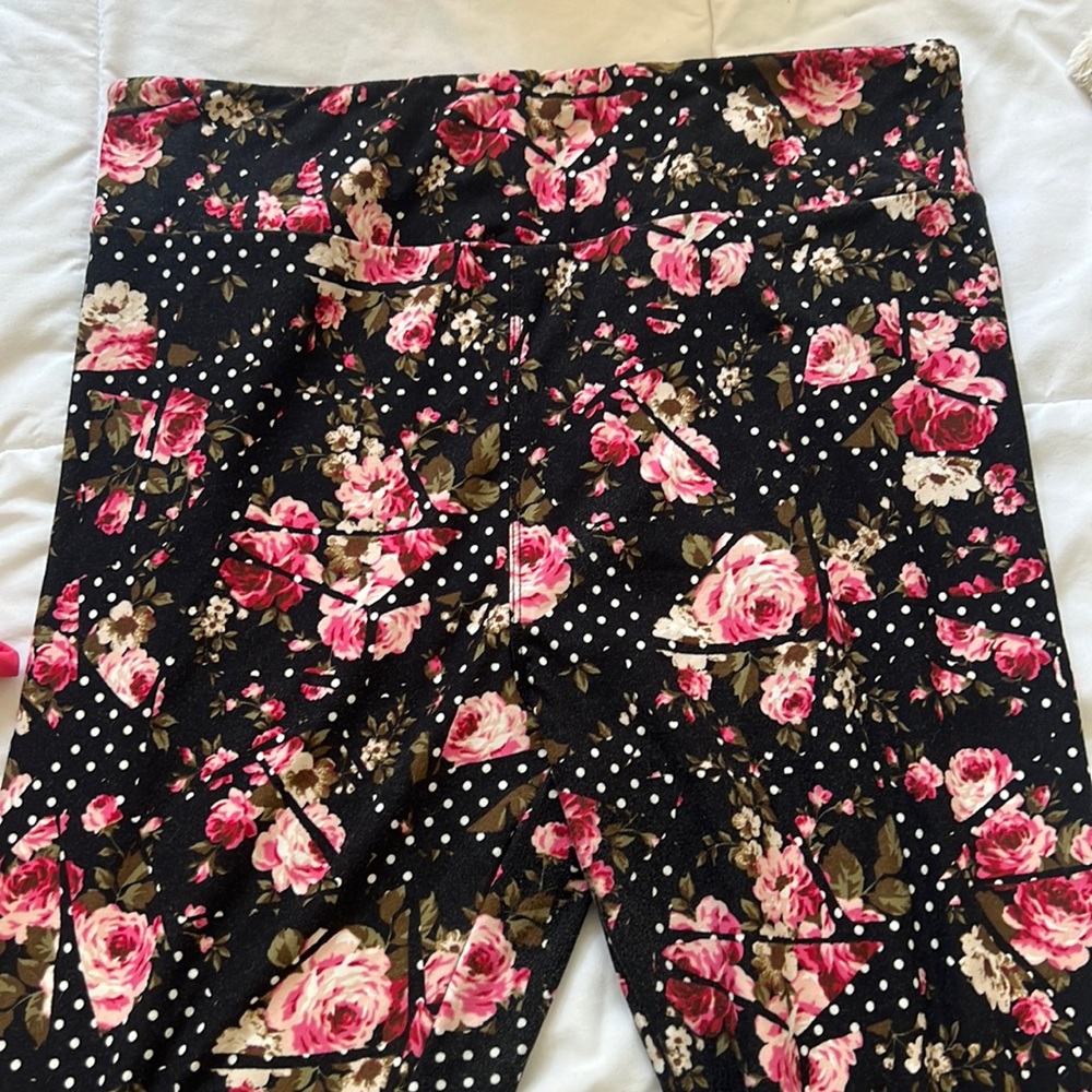 Lula roe leggings